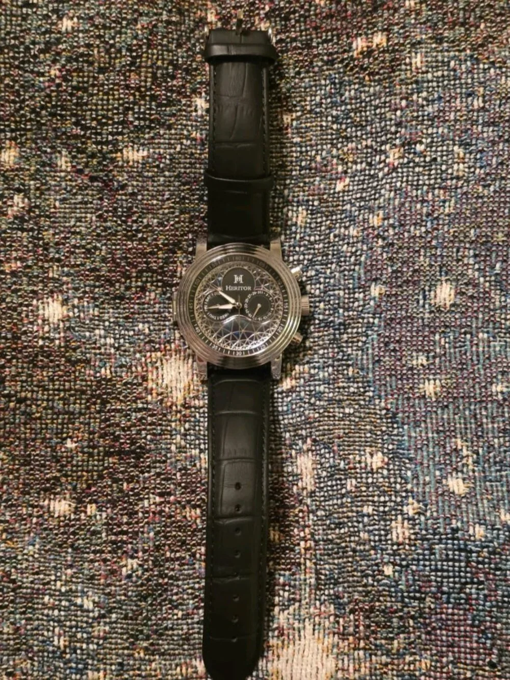 Automatic heritor watch